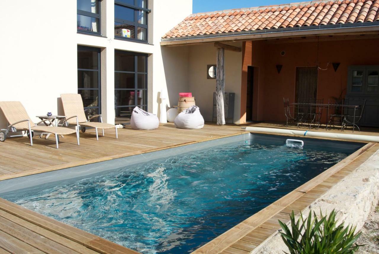 Bed and Breakfast Les Epis Du Vent Adilly Esterno foto